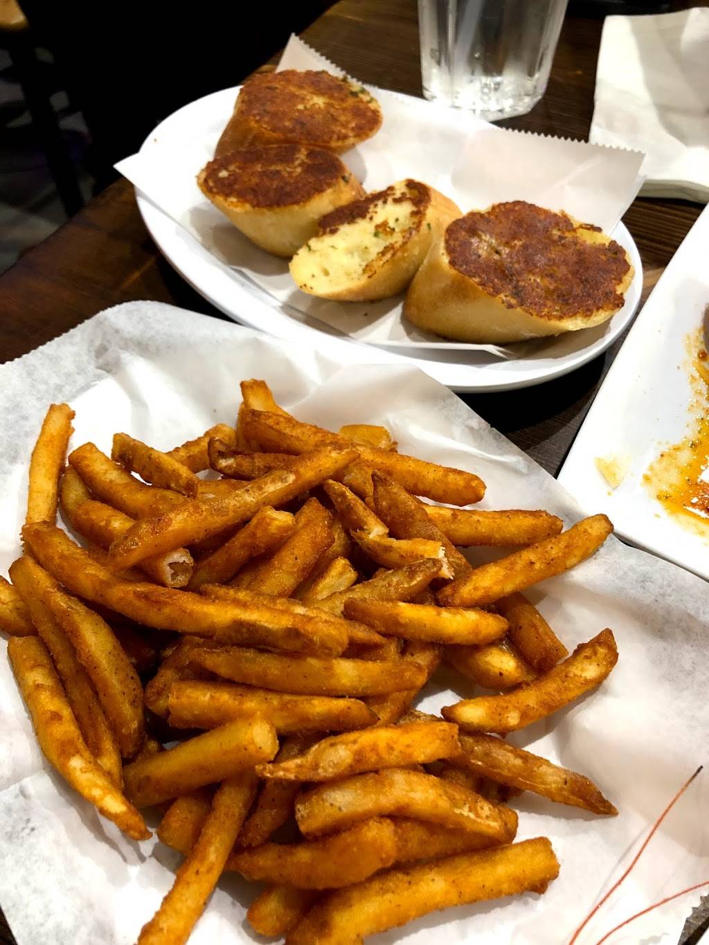 El Cangrejo | restaurant | 4472 S Archer Ave, Chicago, IL 60632, USA | 7735858008 OR +1 773-585-8008