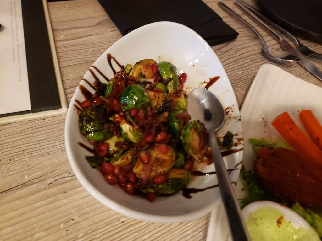 The Shores Restaurant | restaurant | 1031 Harbor Blvd, Oxnard, CA 93035, USA | 8053940028 OR +1 805-394-0028