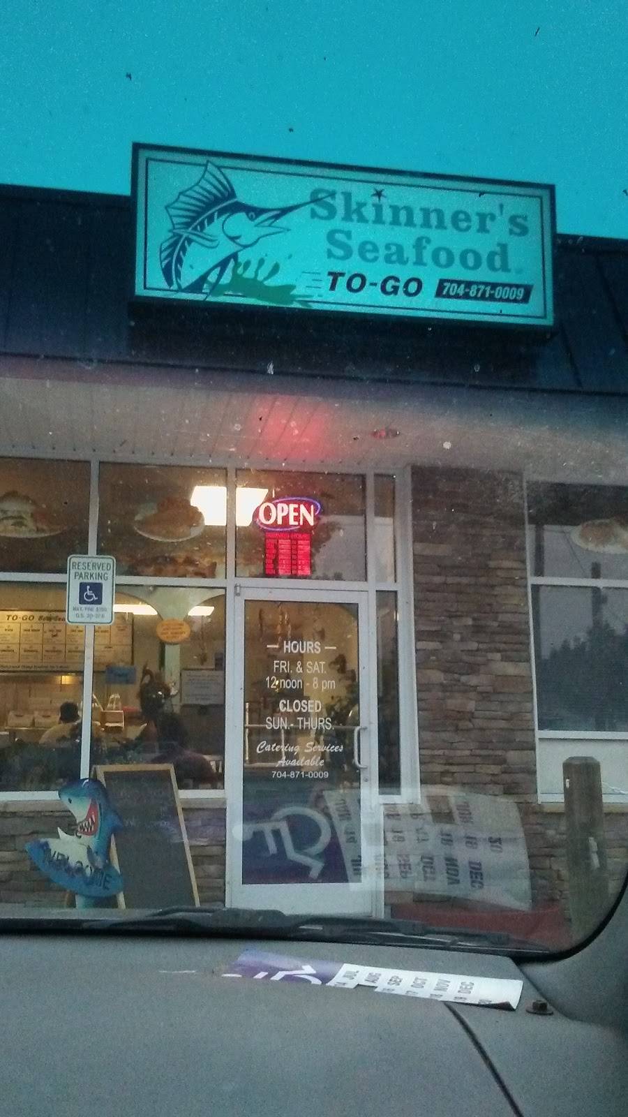 Skinners Seafood To Go | restaurant | 1022 Shelton Ave # E, Statesville, NC 28677, USA | 7048710009 OR +1 704-871-0009