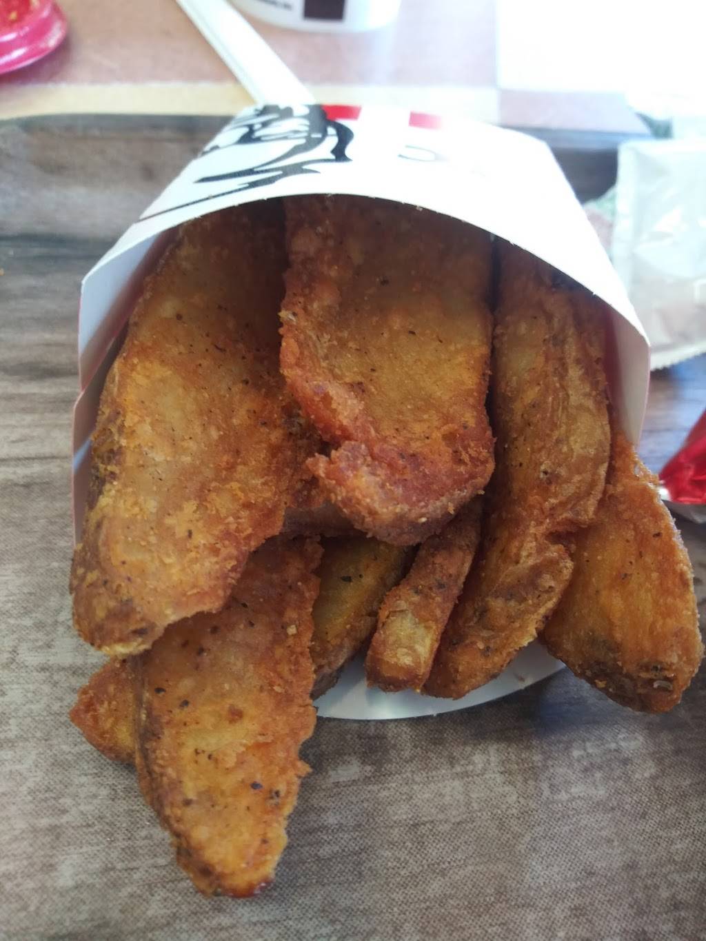 KFC | restaurant | 7384 McLaughlin Rd, Falcon, CO 80831, USA | 7194954211 OR +1 719-495-4211