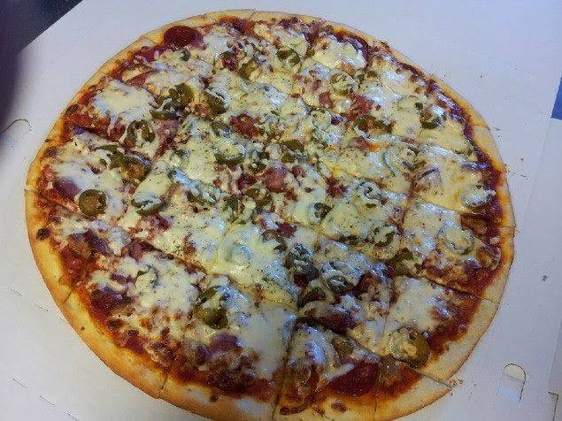 Jen Gs Pizza and Pub | meal delivery | 38170 N Sheridan Rd, Beach Park, IL 60087, USA | 8476729000 OR +1 847-672-9000