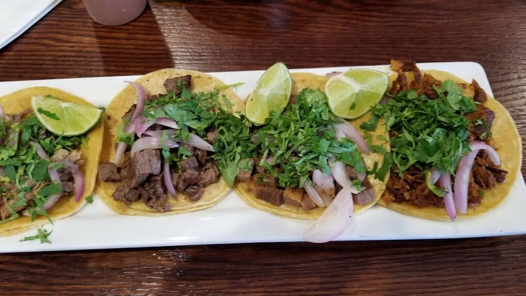 Burrito Parrilla Mexicana - CS | restaurant | 415 S Schmale Rd, Carol Stream, IL 60188, USA | 6307657770 OR +1 630-765-7770