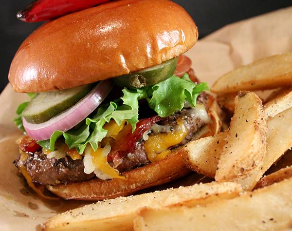 Hoffbrau Steak & Grill House | restaurant | 1712 S University Dr, Fort Worth, TX 76107, USA | 8178701952 OR +1 817-870-1952