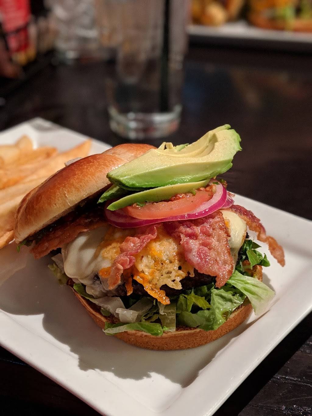 Red Robin Gourmet Burgers and Brews | restaurant | 1 W Flatiron Cir, Broomfield, CO 80021, USA | 3034640451 OR +1 303-464-0451