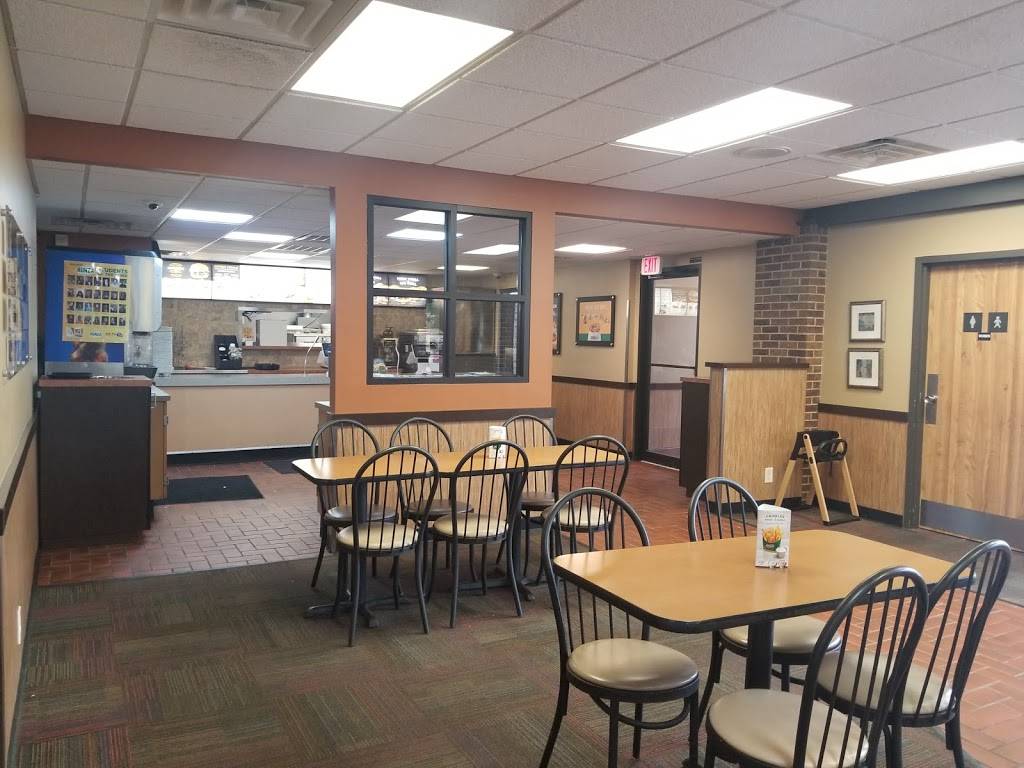 Runza Restaurant | restaurant | 8920 Fort St, Omaha, NE 68134, USA | 4025716483 OR +1 402-571-6483