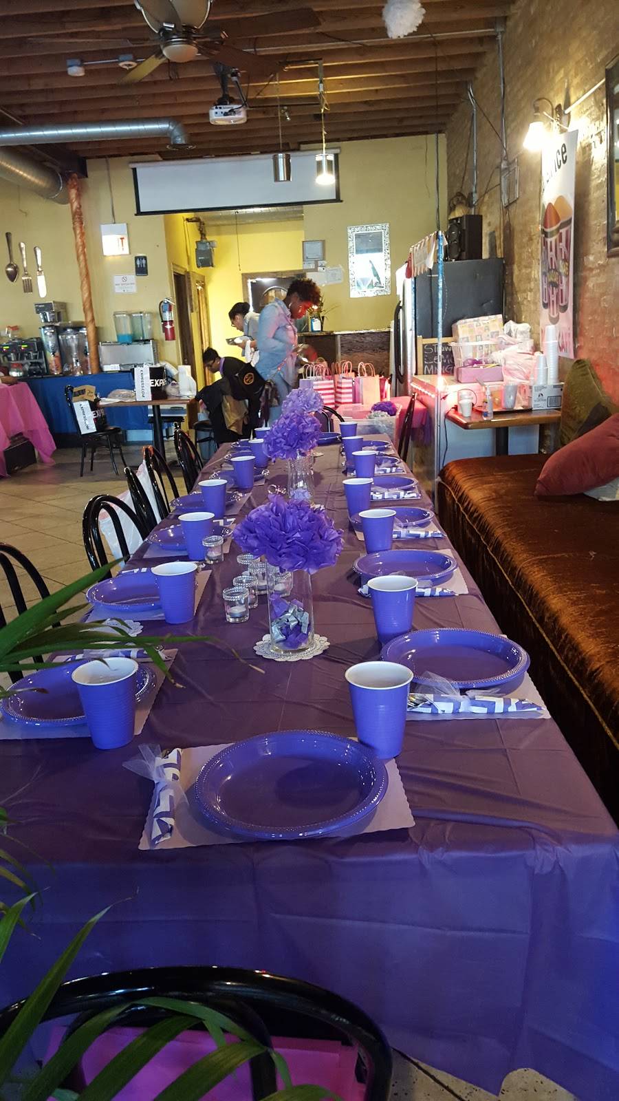 Stonys Palace Cafe | restaurant | 8114 S Stony Island Ave, Chicago, IL 60617, USA | 7739784535 OR +1 773-978-4535