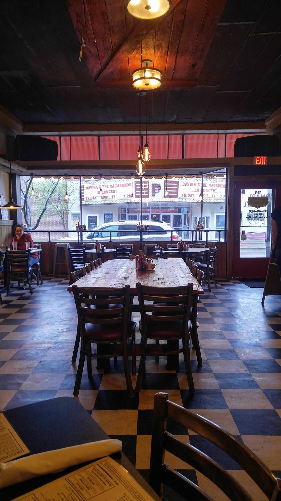 Cumberland Biscuit Company | restaurant | 114 W Main St, McMinnville, TN 37110, USA | 9314748670 OR +1 931-474-8670