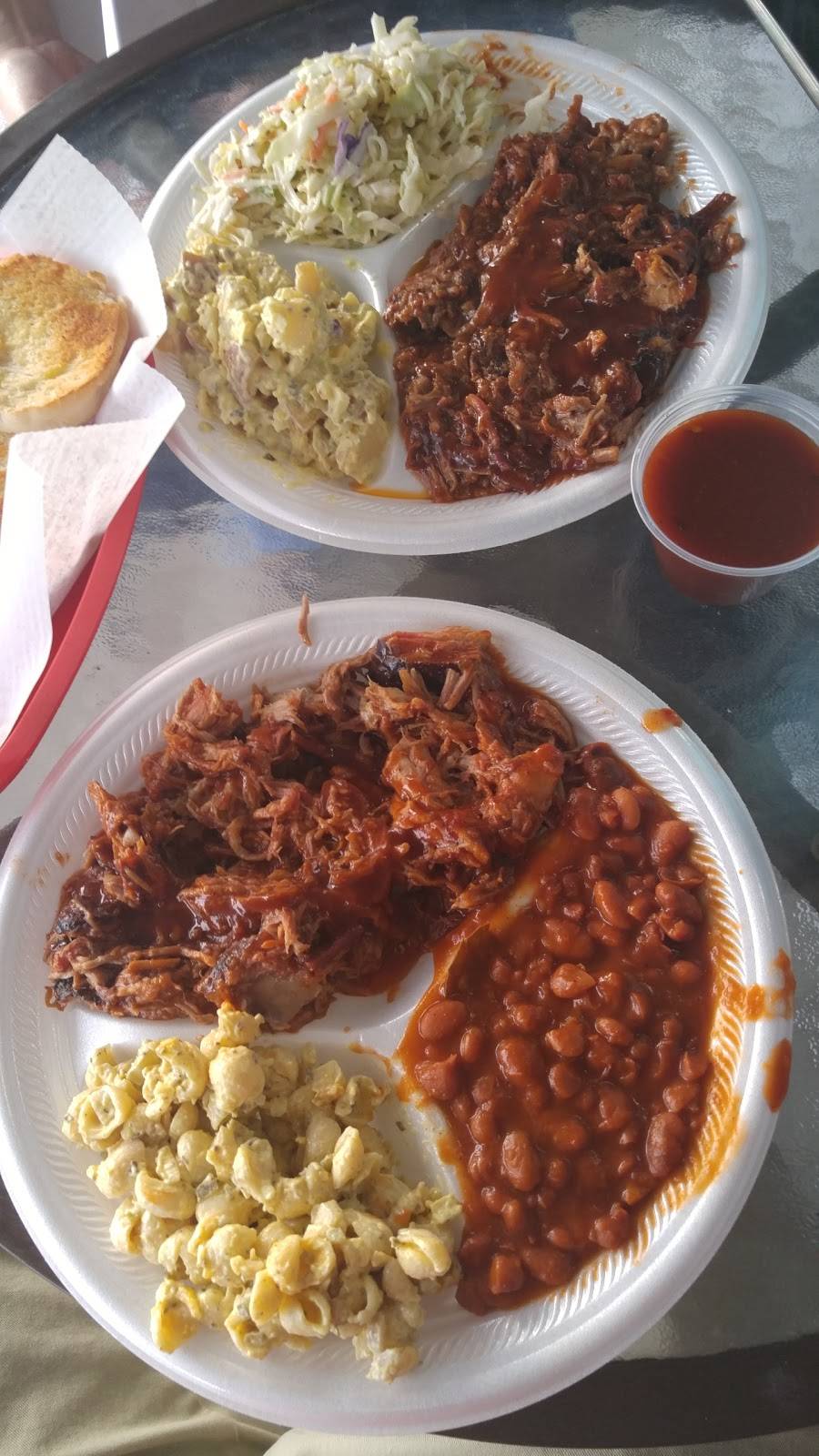 Smokey Pit Barbeque | restaurant | 160 Harrison Ave, Auburn, CA 95603, USA | 5308899080 OR +1 530-889-9080