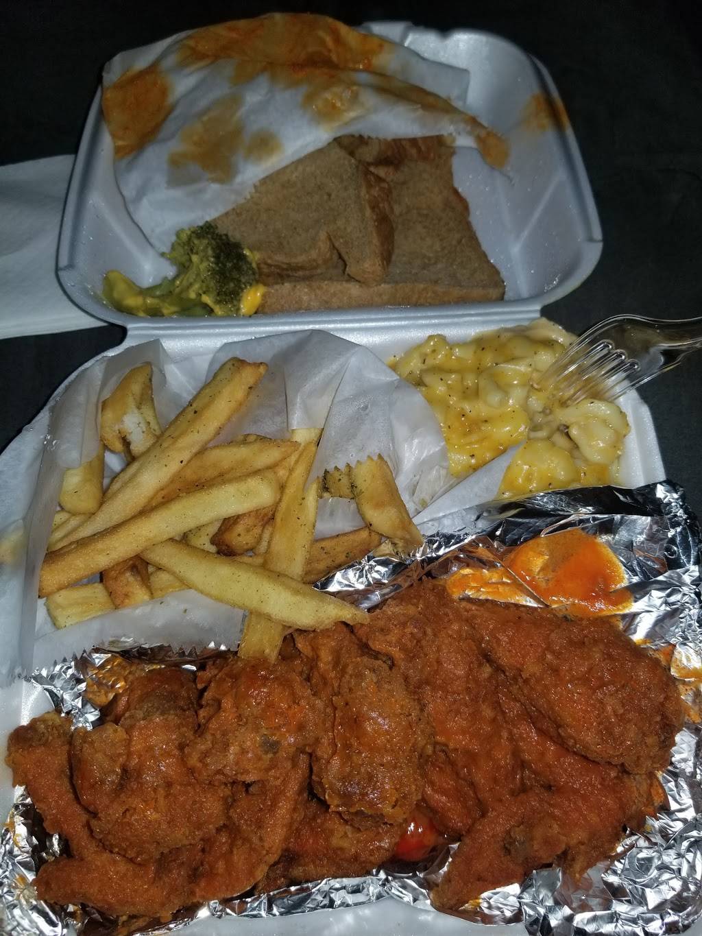 Fat Boys Steak | restaurant | 15923 W 7 Mile Rd, Detroit, MI 48235, USA | 3132737910 OR +1 313-273-7910