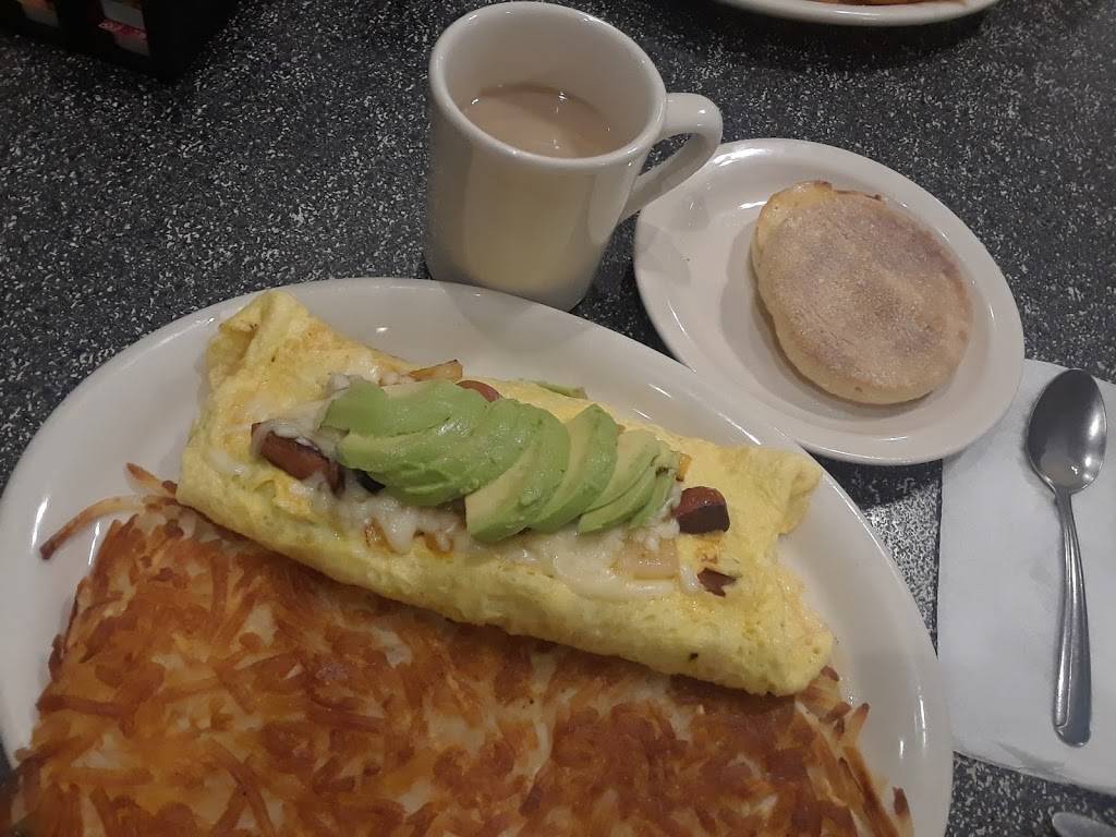 Chubbys Diner | cafe | 395 Campus Dr, Hanford, CA 93230, USA | 5595838888 OR +1 559-583-8888