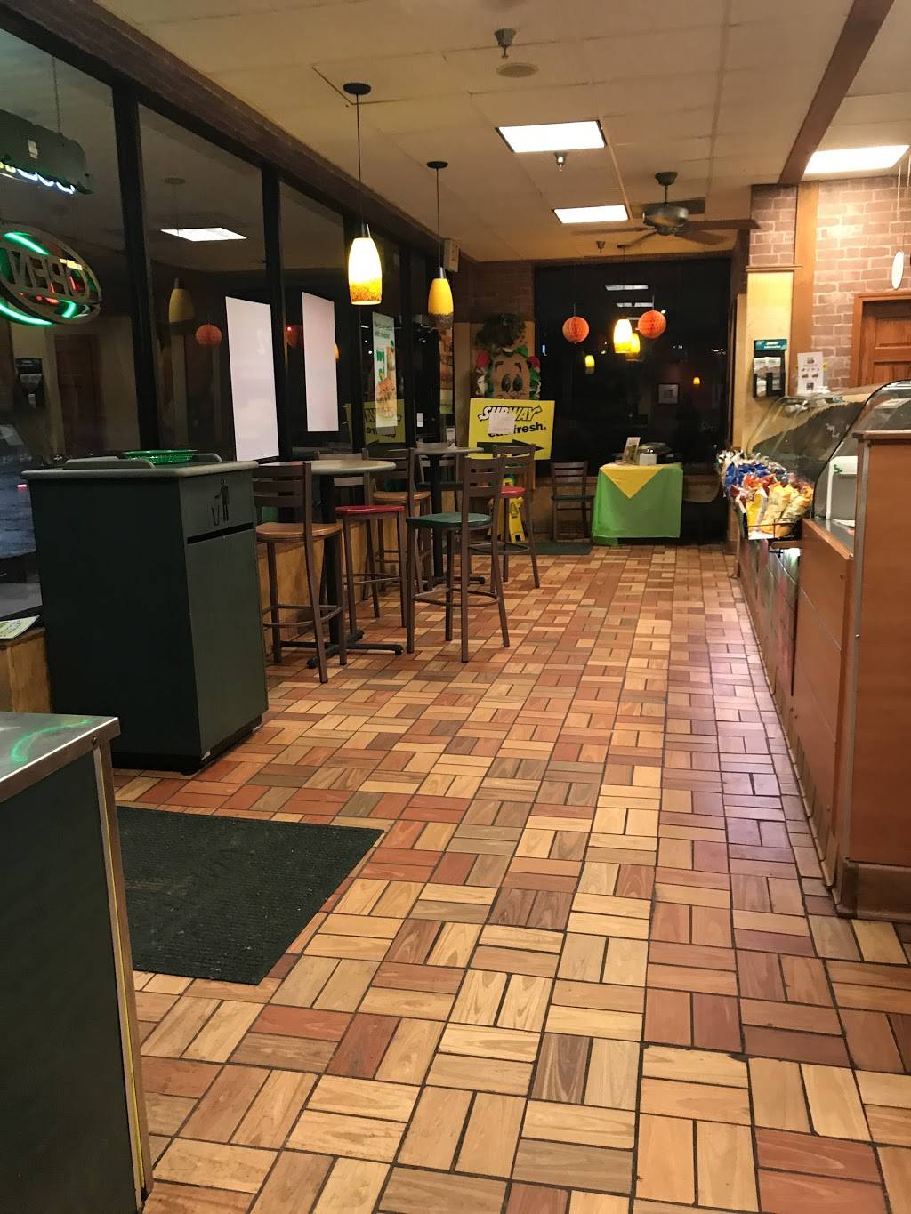 Subway Restaurants | restaurant | 1580 Holcomb Bridge Rd Ste 16, Roswell, GA 30076, USA | 7709980699 OR +1 770-998-0699