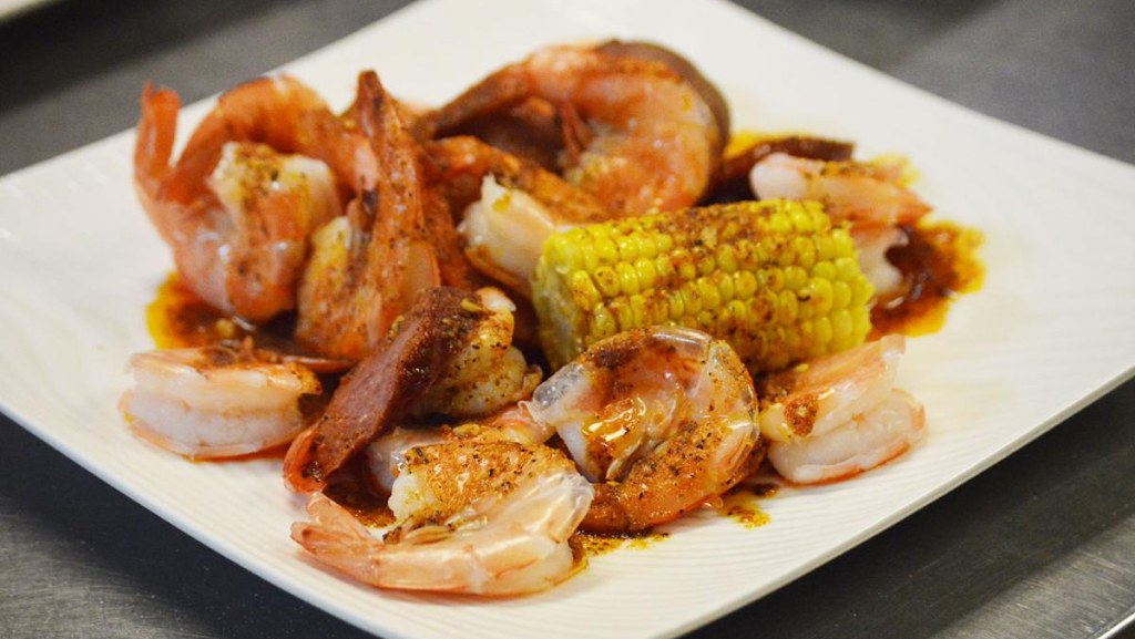 juicy crawfish | restaurant | 69-49 Grand Ave, Queens, NY 11378, USA | 7186060111 OR +1 718-606-0111