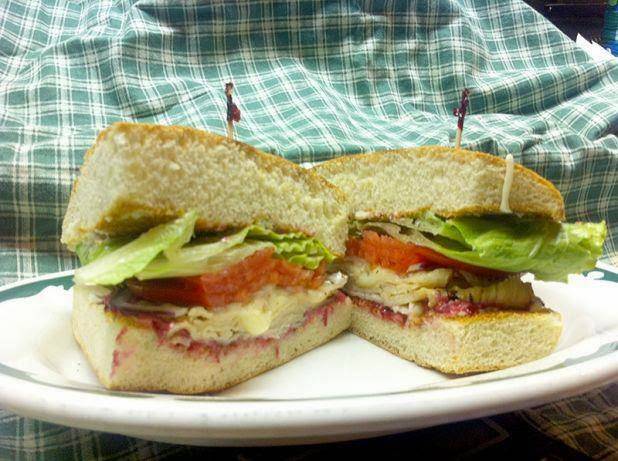 Cafe’ Cahuenga General Store (aka Hallenbecks) | cafe | 5510 Cahuenga Blvd, North Hollywood, CA 91601, USA | 8189855916 OR +1 818-985-5916