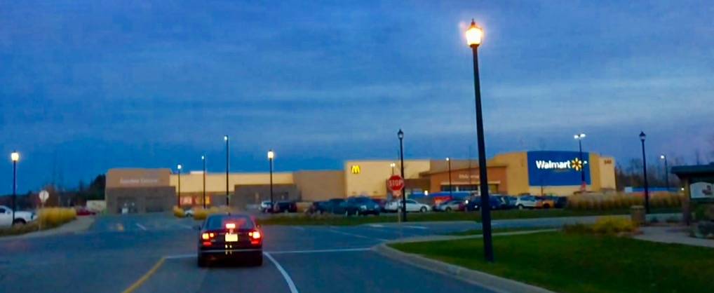 McDonalds | cafe | 340 Colonnade Dr, Kemptville, ON K0G 1J0, Canada | 6132587907 OR +1 613-258-7907