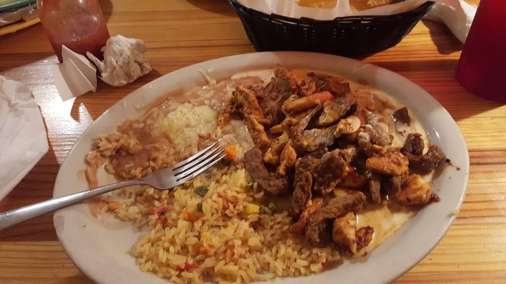 Los Guerreros | restaurant | 1103 N Main St, LaFayette, GA 30728, USA | 7069968134 OR +1 706-996-8134