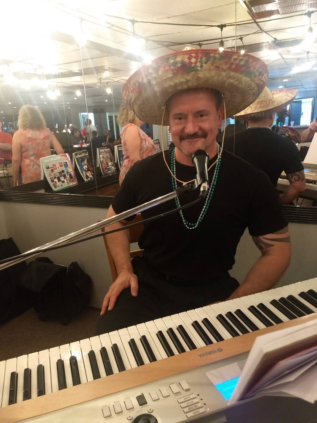 The Buckeye Room Bar and Grill | restaurant | 3300 Buckeye Rd G64, Atlanta, GA 30341, USA | 6783955710 OR +1 678-395-5710