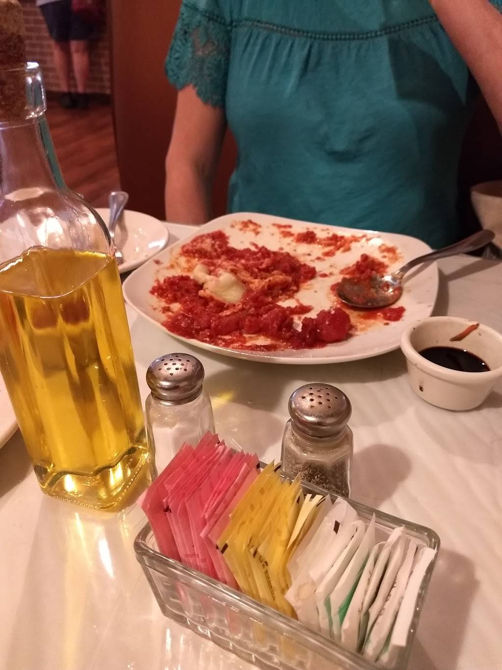 Marias Italian Restaurant | restaurant | 162 Holly Hill Ln, Burlington, NC 27215, USA | 3365849309 OR +1 336-584-9309