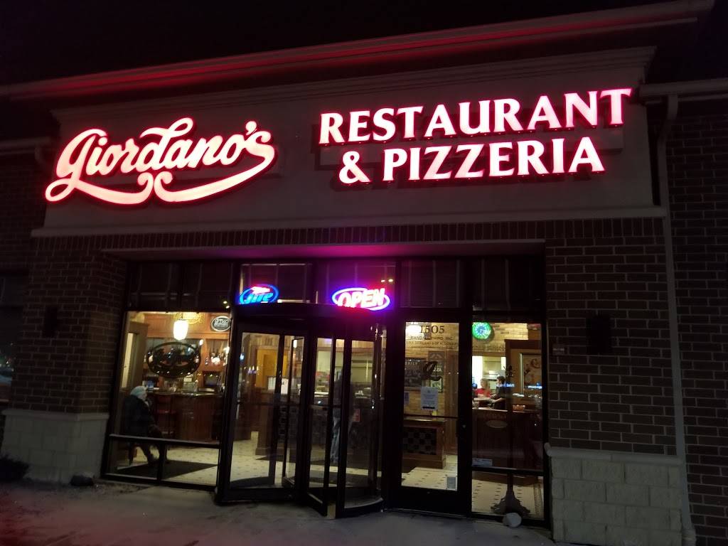 Giordanos | restaurant | 1505 S Randall Rd, Algonquin, IL 60102, USA | 8478540076 OR +1 847-854-0076
