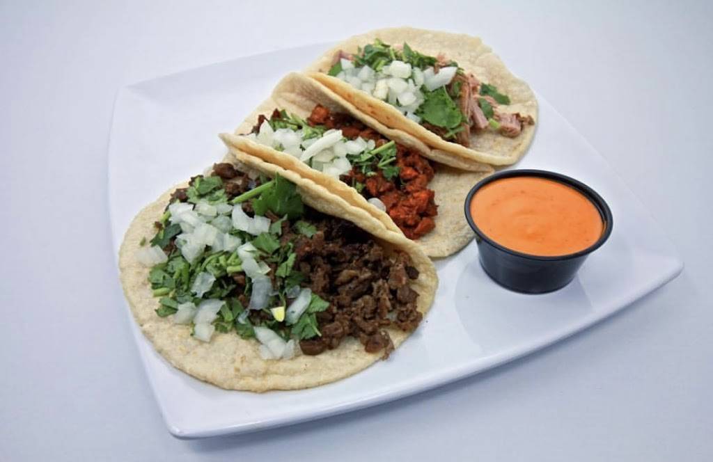 Restaurante La Oaxaquena De San Juan | restaurant | 825 E Mission Blvd, Pomona, CA 91767, USA | 9092420476 OR +1 909-242-0476