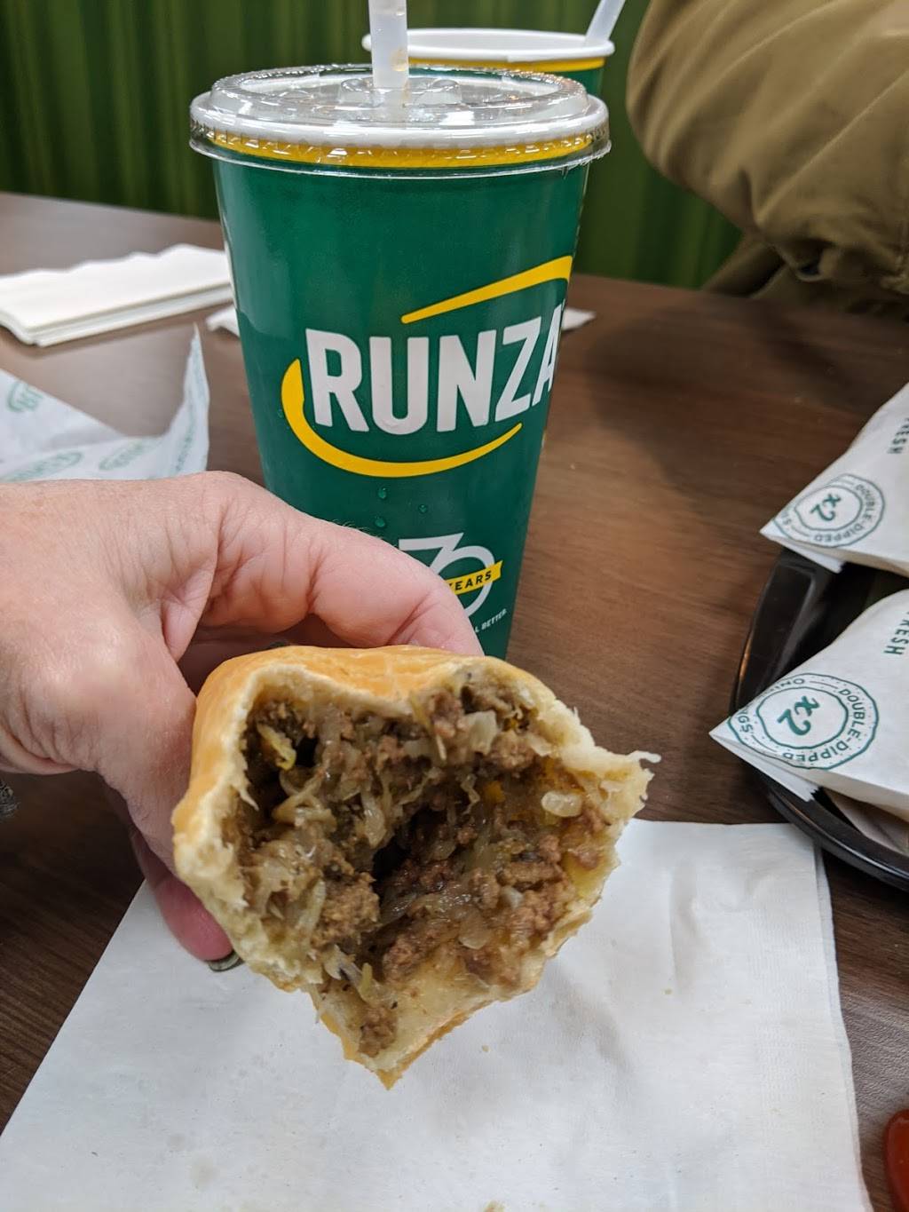 Runza Restaurant | restaurant | 329 W David Dr, York, NE 68467, USA | 4023620074 OR +1 402-362-0074