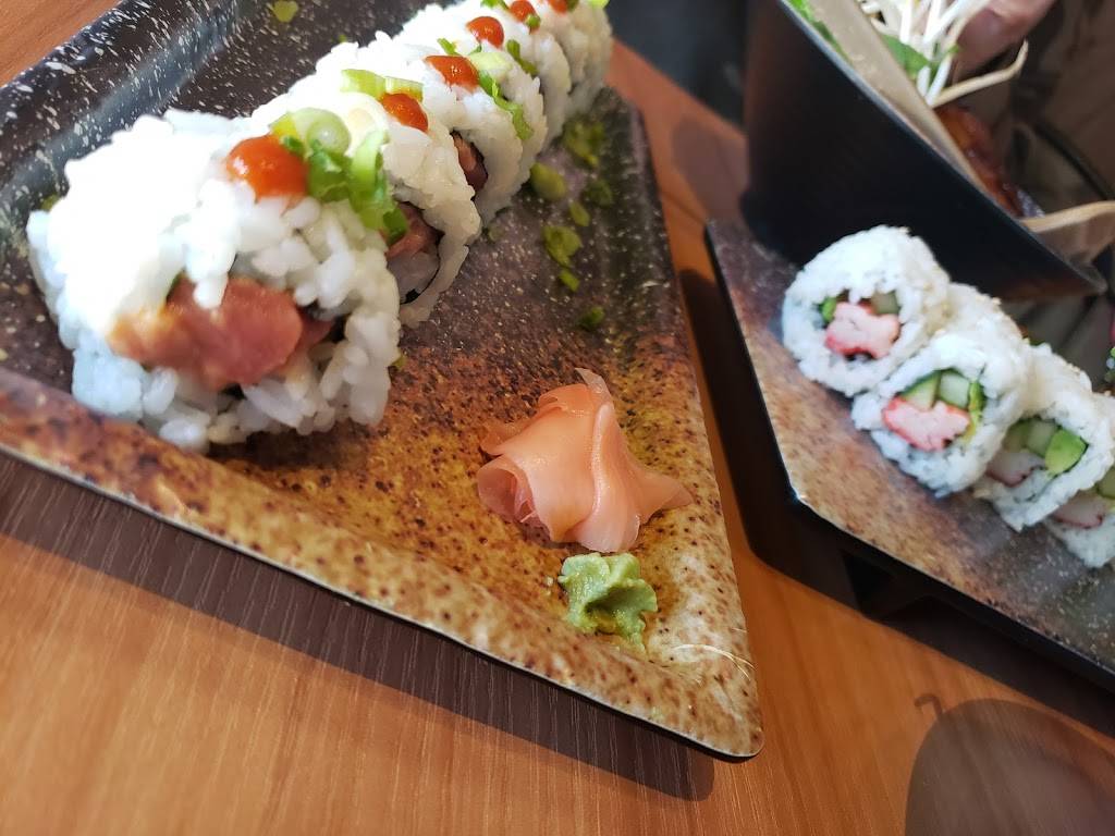 Kuma Japanese Ramen & Sushi | restaurant | 3405 E, E Battlefield Rd #124, Springfield, MO 65804, USA | 4177201126 OR +1 417-720-1126