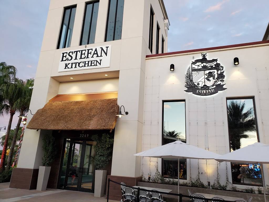 Promenade at Sunset Walk | restaurant | 3251 Margaritaville Blvd, Kissimmee, FL 34747, USA | 4073384811 OR +1 407-338-4811