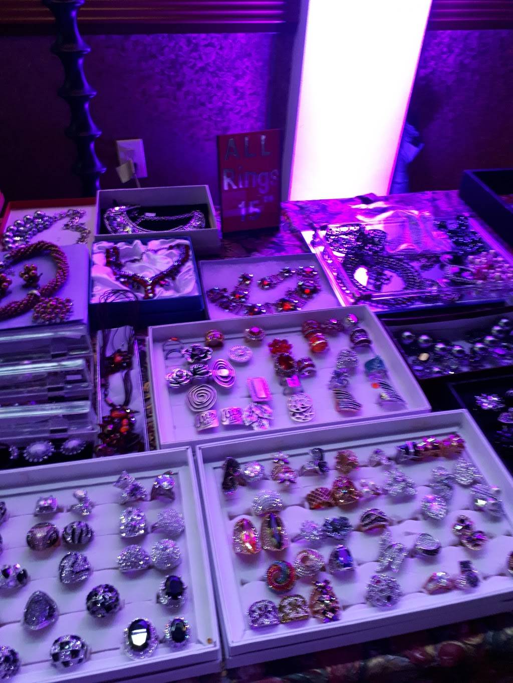 Brantford Convention Centre | restaurant | 100 Market St S, Brantford, ON N3S 2E5, Canada | 9057661500 OR +1 905-766-1500