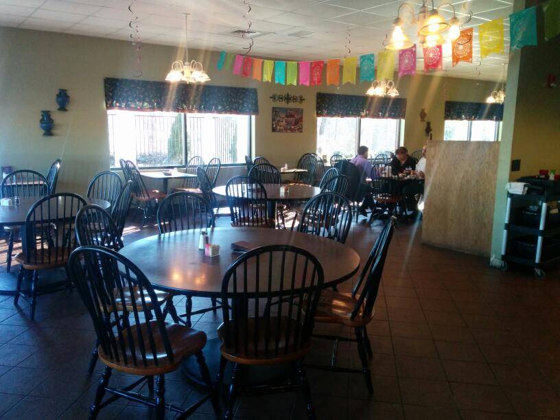 Los Tarascos | restaurant | 706 York Rd, Kings Mountain, NC 28086, USA | 7047341300 OR +1 704-734-1300