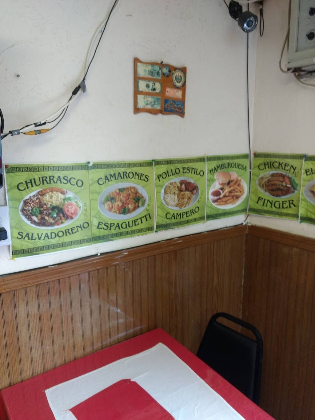 Latinos Restaurant | restaurant | 88 Chelsea St, Boston, MA 02128, USA | 6175696162 OR +1 617-569-6162
