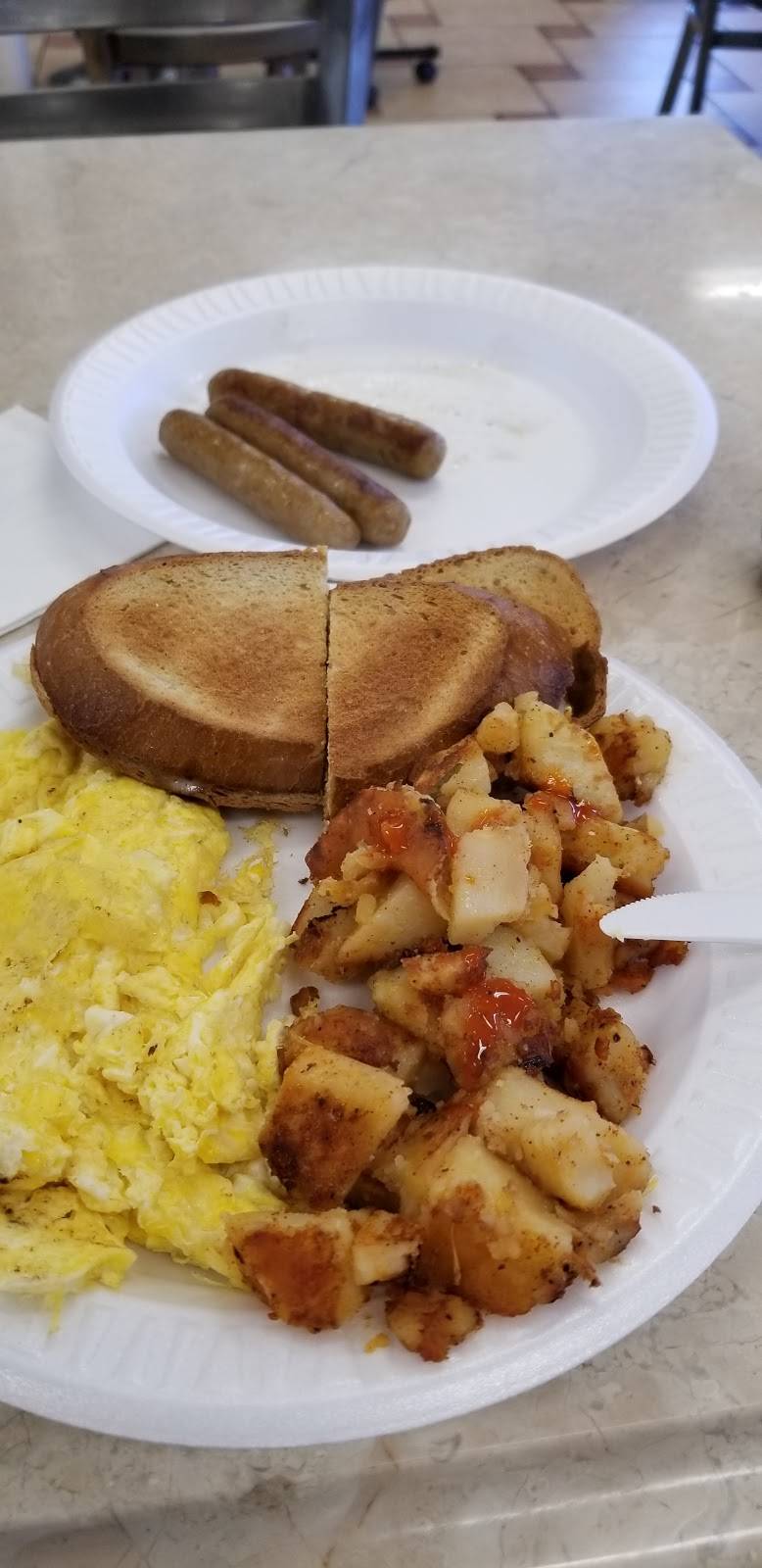 Whats Cookin | restaurant | 78 Boston Post Rd, Madison, CT 06443, USA | 2032451771 OR +1 203-245-1771