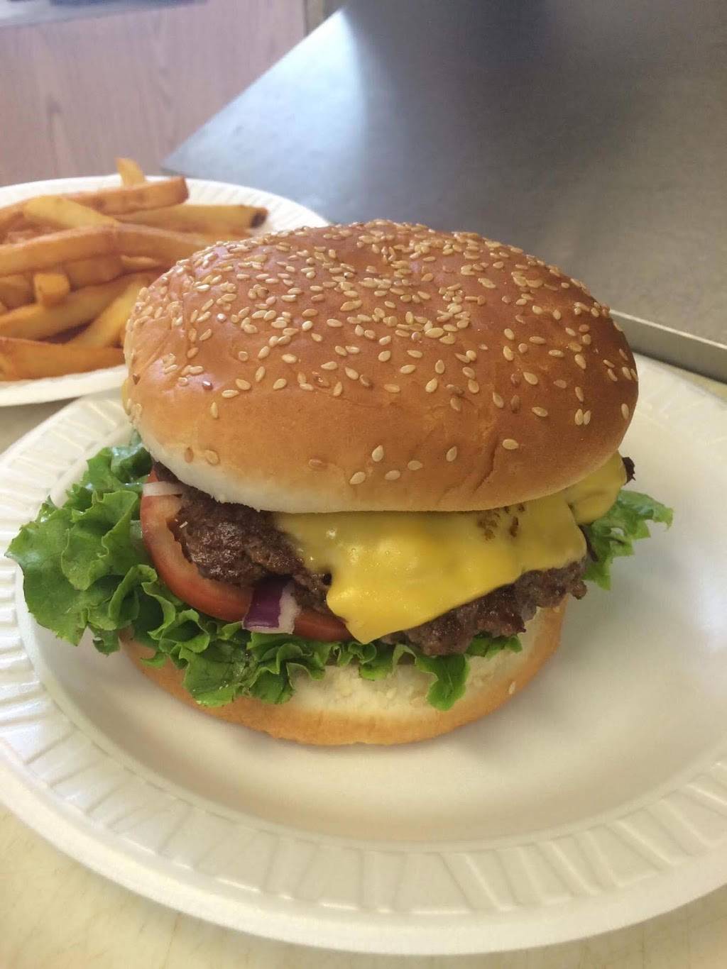 Tommys Pizza | meal delivery | 3305, 465 E Girard Ave, Philadelphia, PA 19125, USA | 2156347552 OR +1 215-634-7552