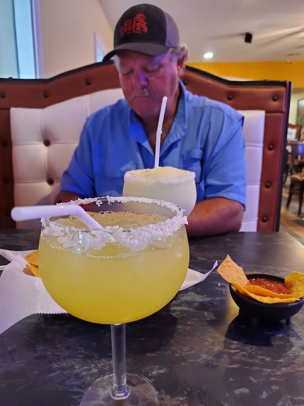 Larumba Mexican Restaurant | restaurant | 1317 US-331, Defuniak Springs, FL 32435, USA | 8509512174 OR +1 850-951-2174