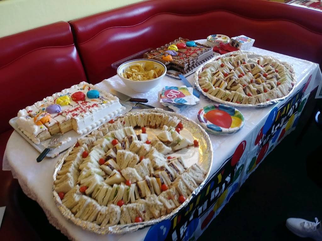 Bobbies Cafe | cafe | 15472 N 99th Ave ste 5, Sun City, AZ 85351, USA | 6239727338 OR +1 623-972-7338