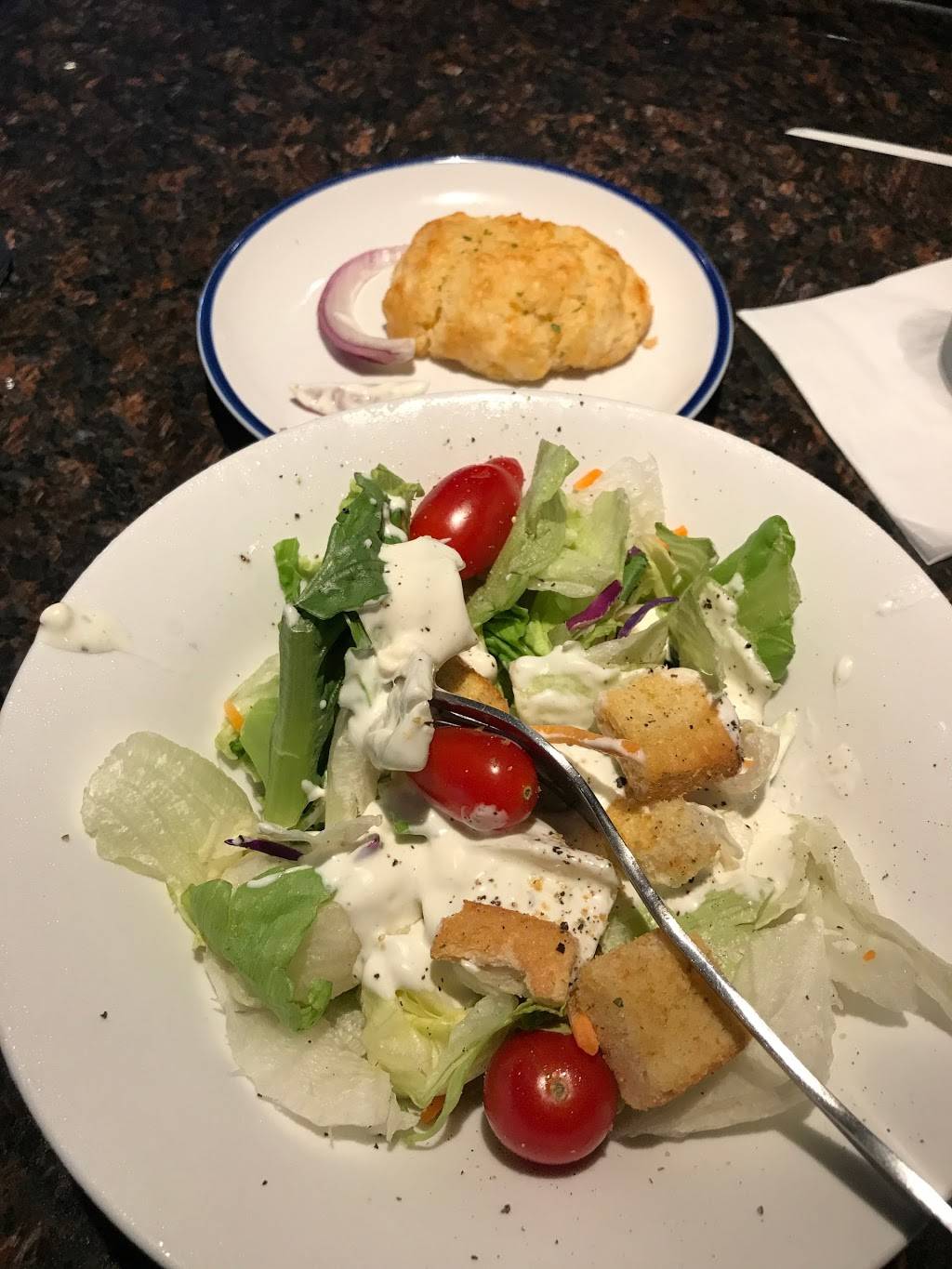 Red Lobster | restaurant | 10290 Technology Blvd E, Dallas, TX 75220, USA | 2143589818 OR +1 214-358-9818