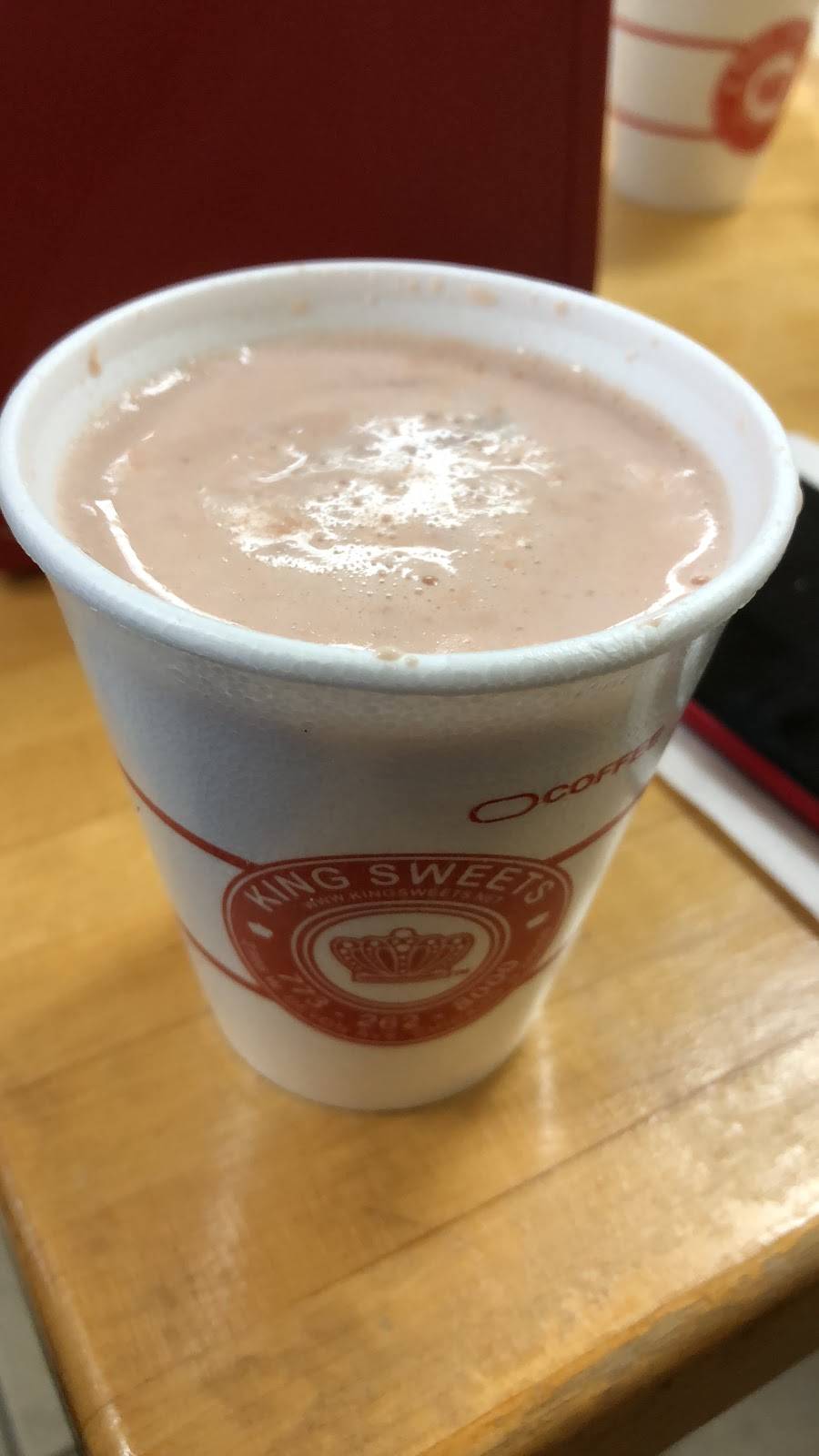 King Sweets | restaurant | 2308 W Devon Ave, Chicago, IL 60659, USA | 7732628000 OR +1 773-262-8000