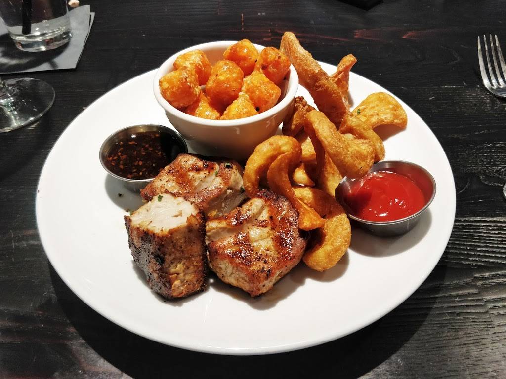 Latitude Seafood Co. Richmond | restaurant | 9216 Stony Point Pkwy # 148, Richmond, VA 23235, USA | 8047298441 OR +1 804-729-8441