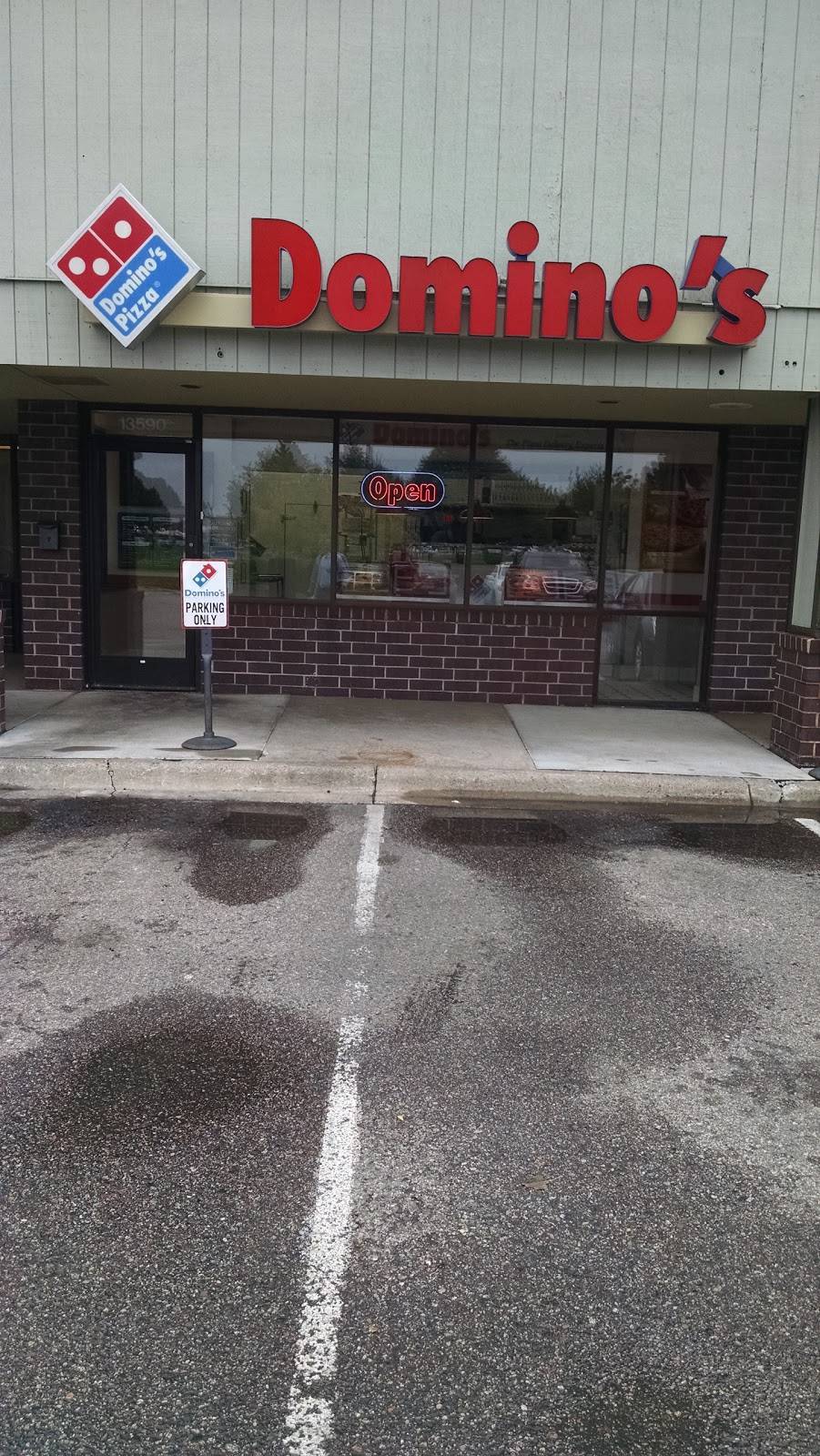 Dominos Pizza | meal delivery | 13590 Grove Dr, Maple Grove, MN 55311, USA | 7634208988 OR +1 763-420-8988