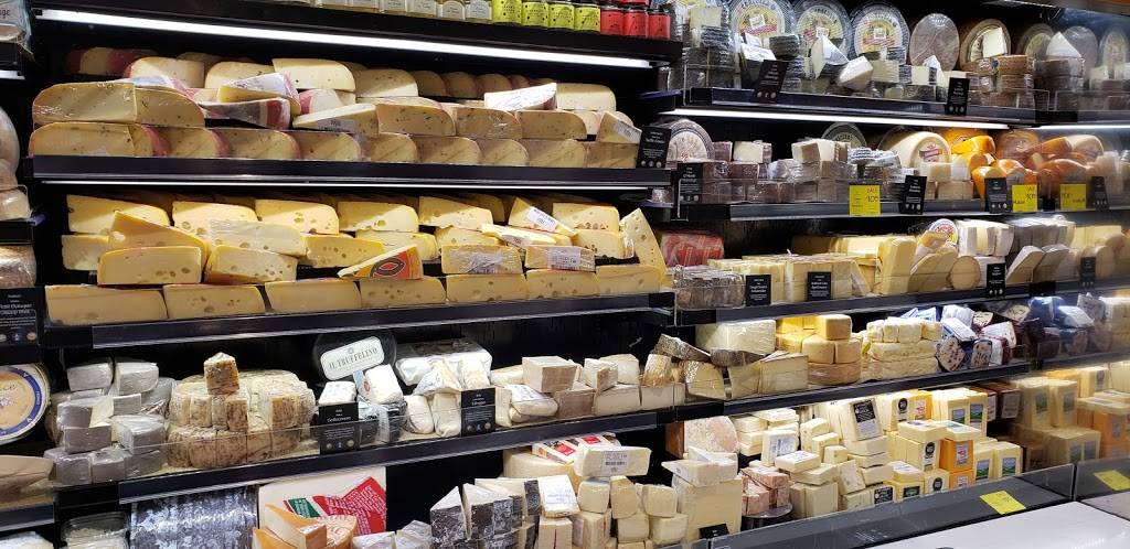 Pinecrest Place | shopping mall | 7800-7930, SW 104th St, Miami, FL 33156, USA | 3059471664 OR +1 305-947-1664