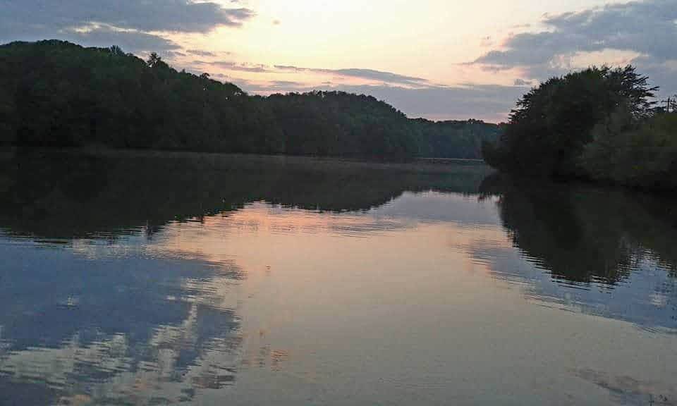 Kahite Pub & Grill | restaurant | 400 Kahite Trail, Vonore, TN 37885, USA | 4238842159 OR +1 423-884-2159