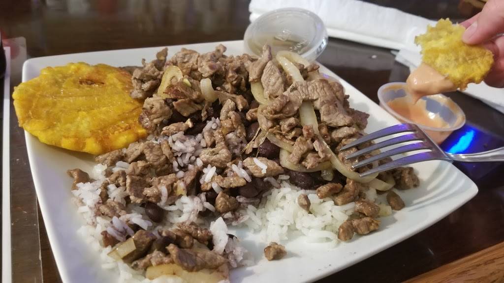 Buenavista Cuban Cafe | restaurant | 322 Main St, Greenwood, SC 29646, USA | 8642235990 OR +1 864-223-5990