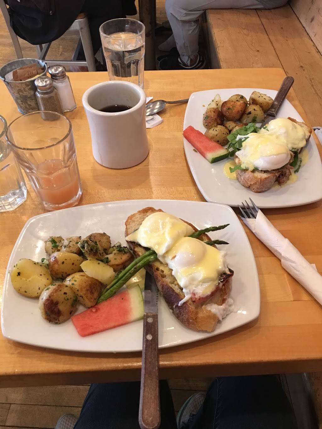 Zumbro Cafe | restaurant | 2803 W 43rd St, Minneapolis, MN 55410, USA | 6129203606 OR +1 612-920-3606