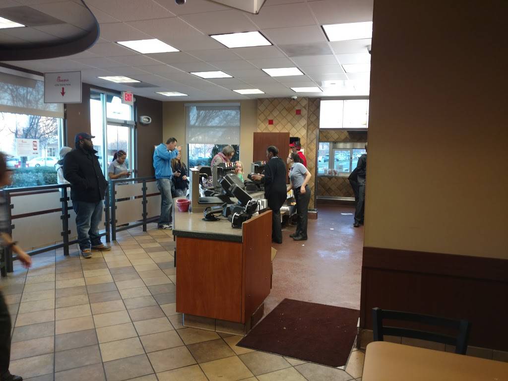 Chick-fil-A | restaurant | 14111 Rivergate Pkwy, Charlotte, NC 28273, USA | 7045048484 OR +1 704-504-8484