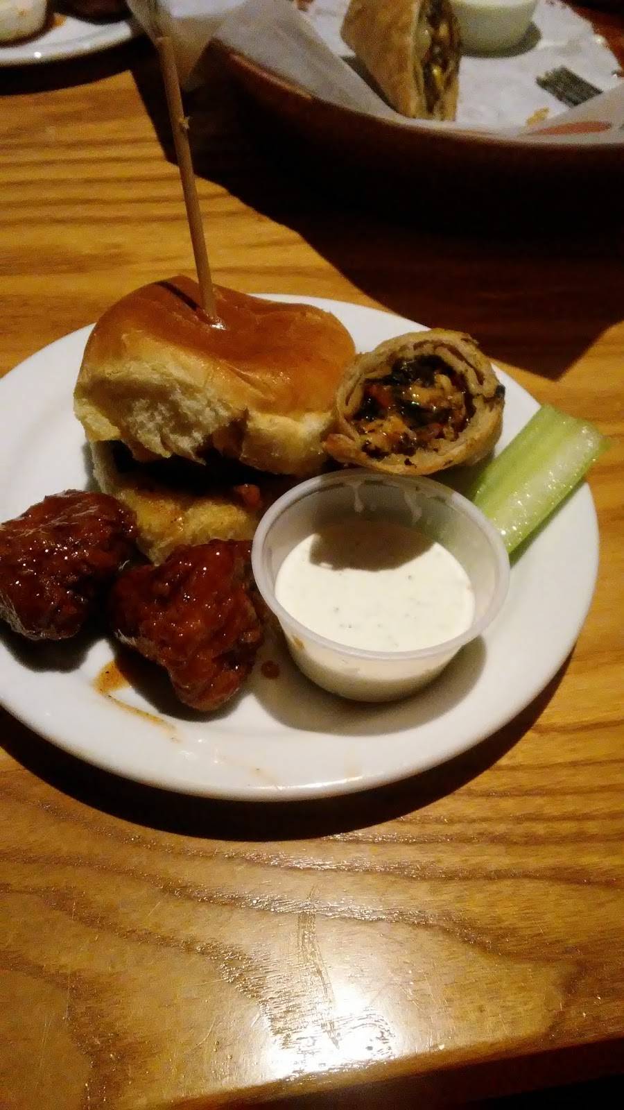 Chilis Grill & Bar | restaurant | 4115 S Medford Dr, Lufkin, TX 75901, USA | 9366336800 OR +1 936-633-6800