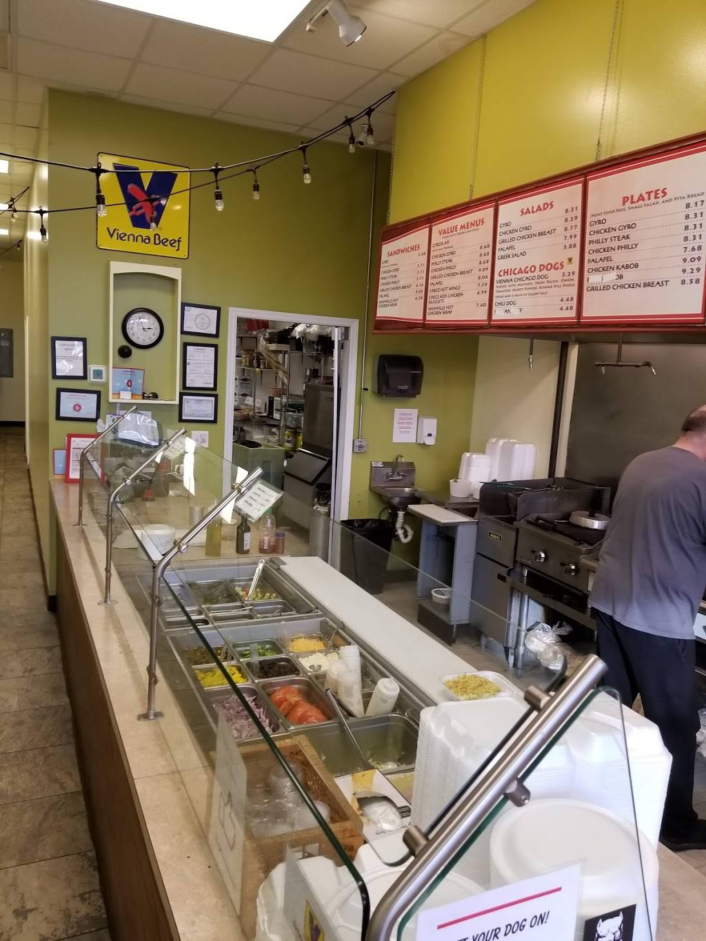 Sams Greek Café | restaurant | 1761 Tiny Town Rd, Clarksville, TN 37042, USA | 9318025583 OR +1 931-802-5583