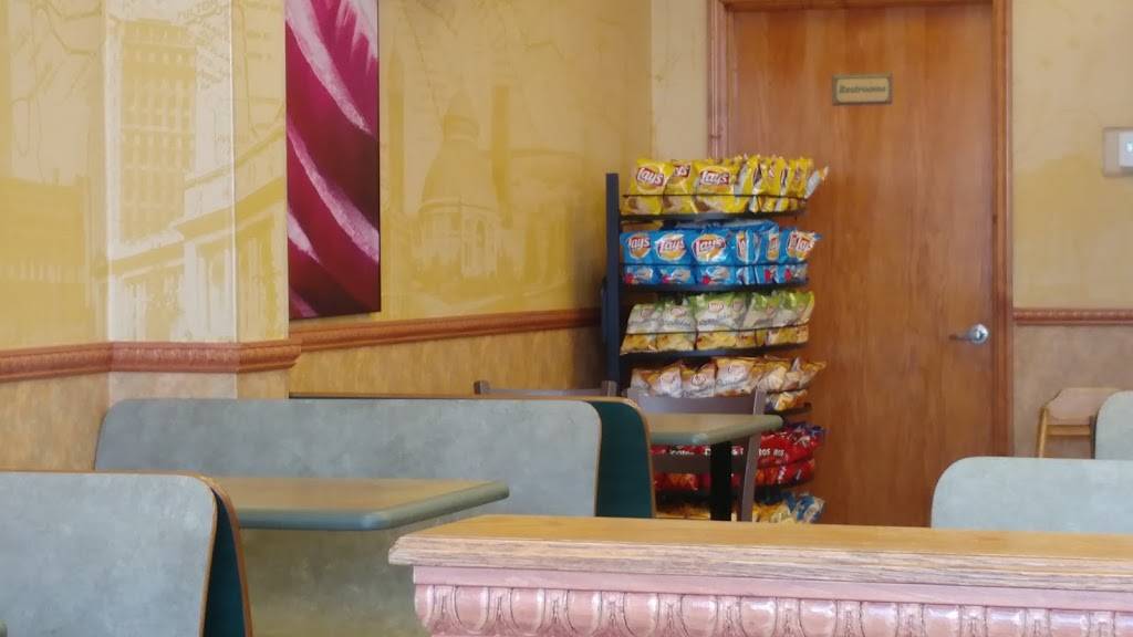 Subway | restaurant | 801 Wyoming Ave, Pittston, PA 18643, USA | 5706547783 OR +1 570-654-7783