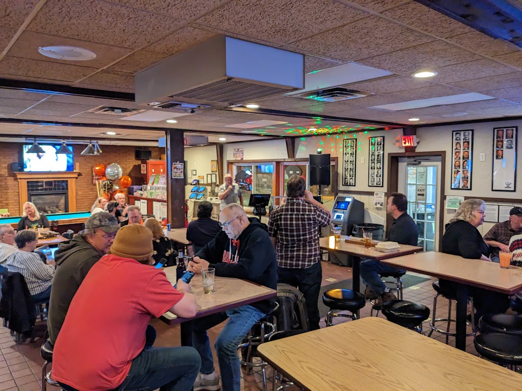 B-Dale Club | restaurant | 2100 Dale St N, Roseville, MN 55113, USA | 6514895386 OR +1 651-489-5386