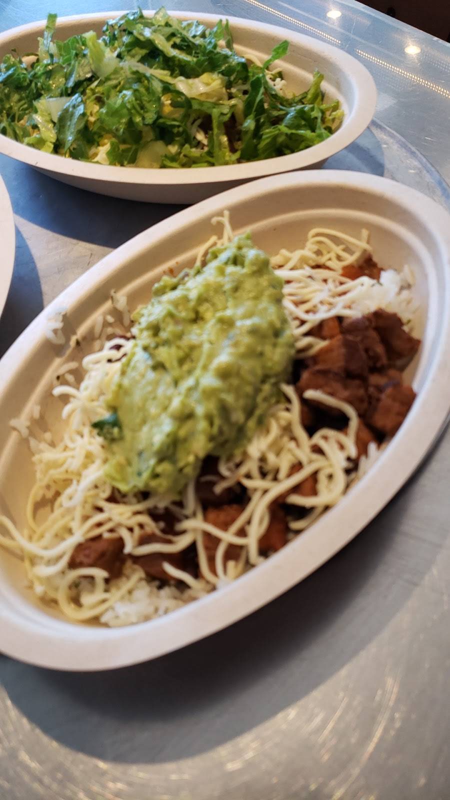 Chipotle Mexican Grill | restaurant | 401 Commerce Dr, Victor, NY 14564, USA | 5857422192 OR +1 585-742-2192