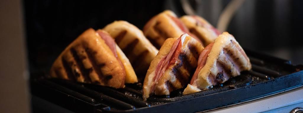 Penn Cove Taproom - Coupeville | restaurant | 103 S Main St, Coupeville, WA 98239, USA | 3606825747 OR +1 360-682-5747