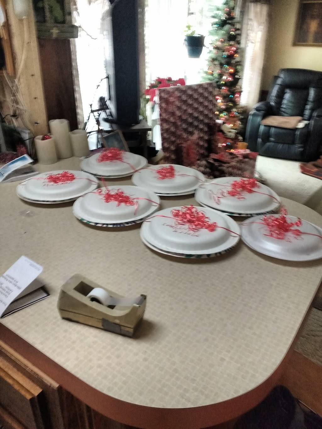 Jessies Family Restaurant | restaurant | 781 E Geneva St, Elkhorn, WI 53121, USA | 2627232120 OR +1 262-723-2120