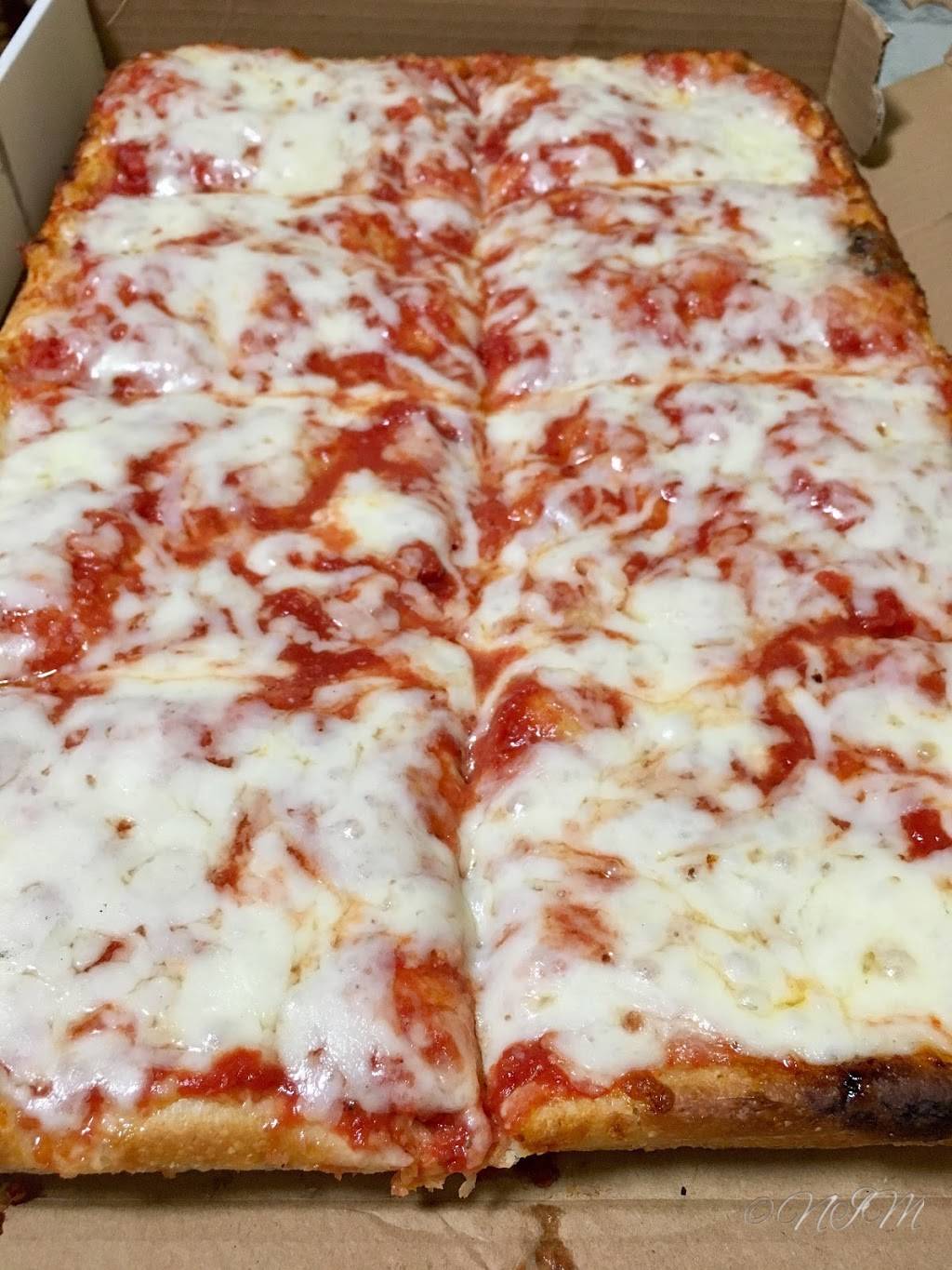 Broadway Pizza | restaurant | 534 86th St, Brooklyn, NY 11209, USA | 7183018745 OR +1 718-301-8745
